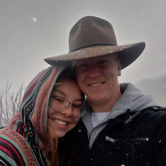 Meet your Posher, Jess - Picture 1 of 1